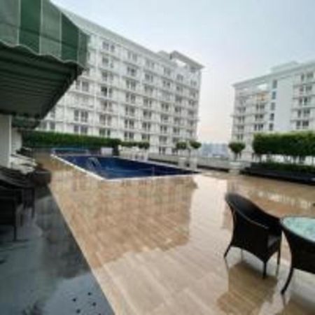 Neel Skye - Couple Friendly - Dlf My Pad, Gomtinagar , Lucknow Aparthotel Ngoại thất bức ảnh